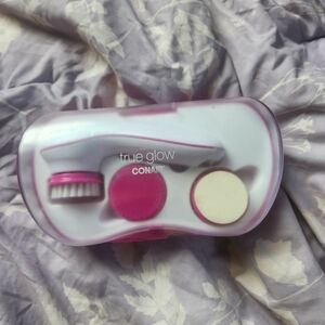 True glow conair facial brush